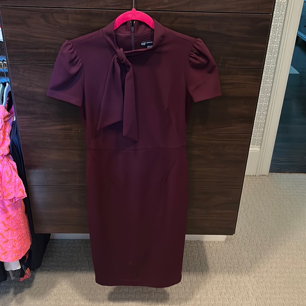 Great work dress! Excellent condition- machine washable